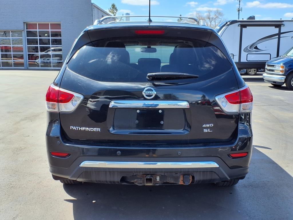 used 2016 Nissan Pathfinder car, priced at $9,995