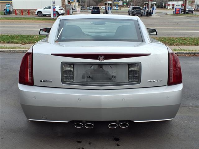 used 2006 Cadillac XLR car, priced at $30,995