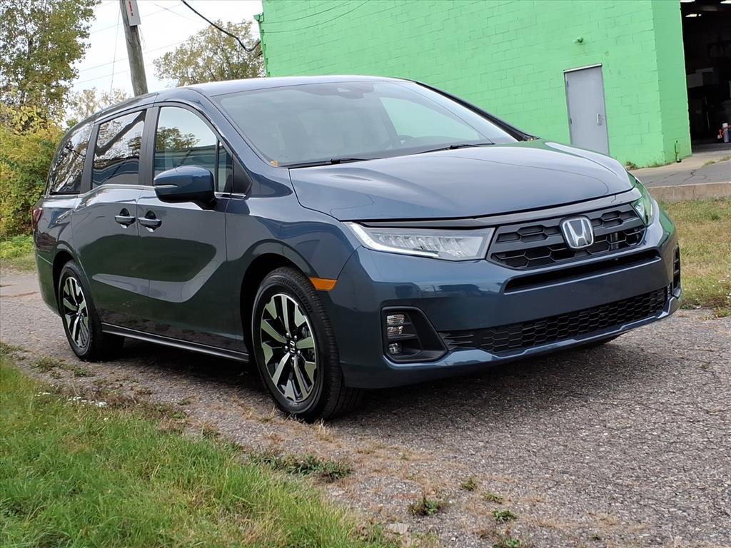used 2026 Honda Odyssey car, priced at $42,995