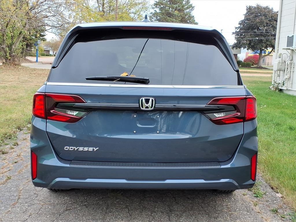 used 2026 Honda Odyssey car, priced at $42,995