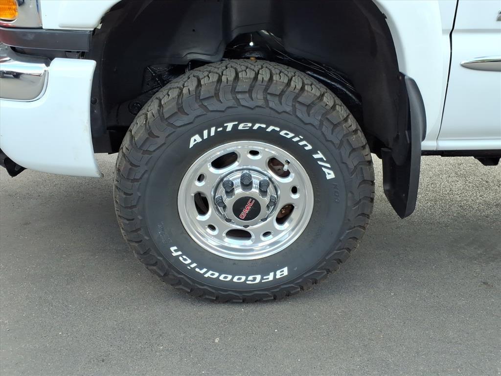 used 2004 GMC Sierra 2500 car, priced at $25,000