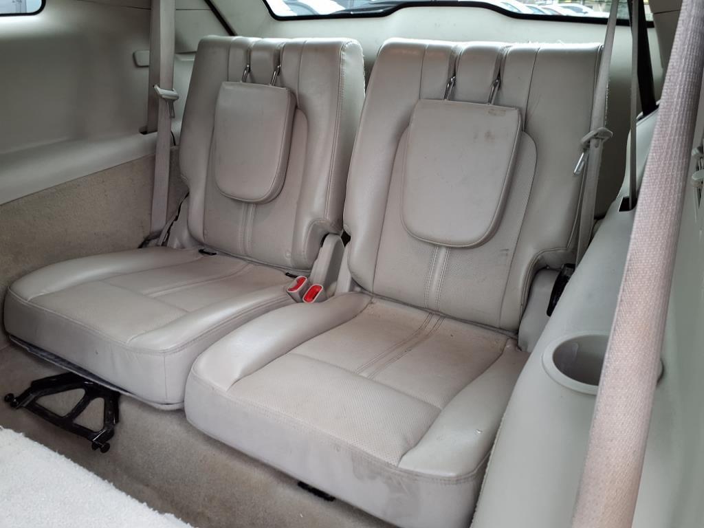 used 2011 Lincoln MKT car, priced at $2,995