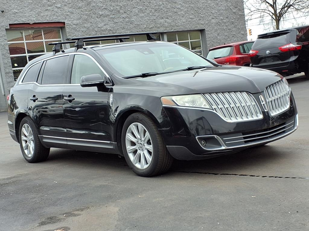used 2011 Lincoln MKT car, priced at $2,995