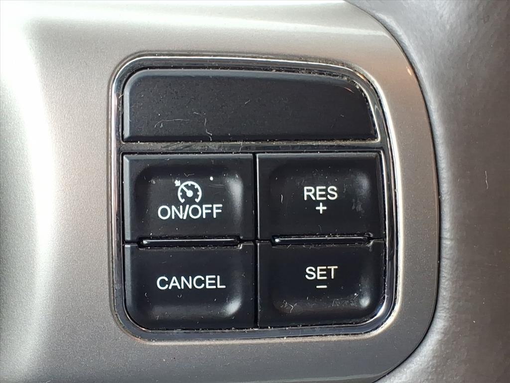 used 2012 Jeep Grand Cherokee car, priced at $7,995