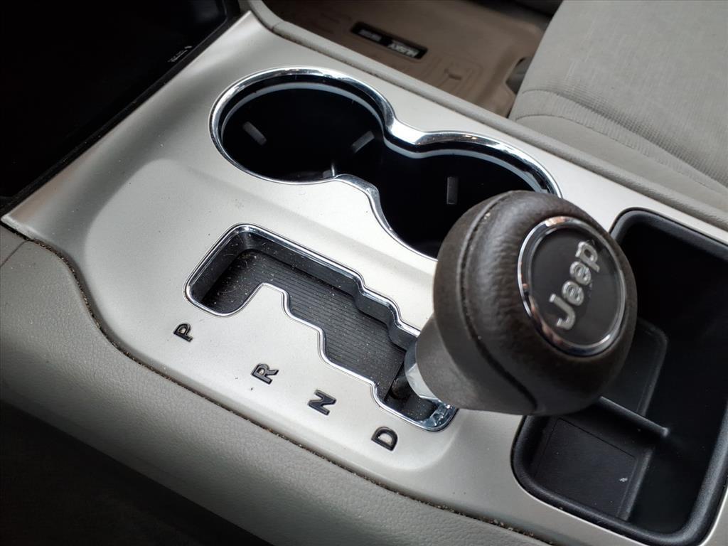 used 2012 Jeep Grand Cherokee car, priced at $7,995