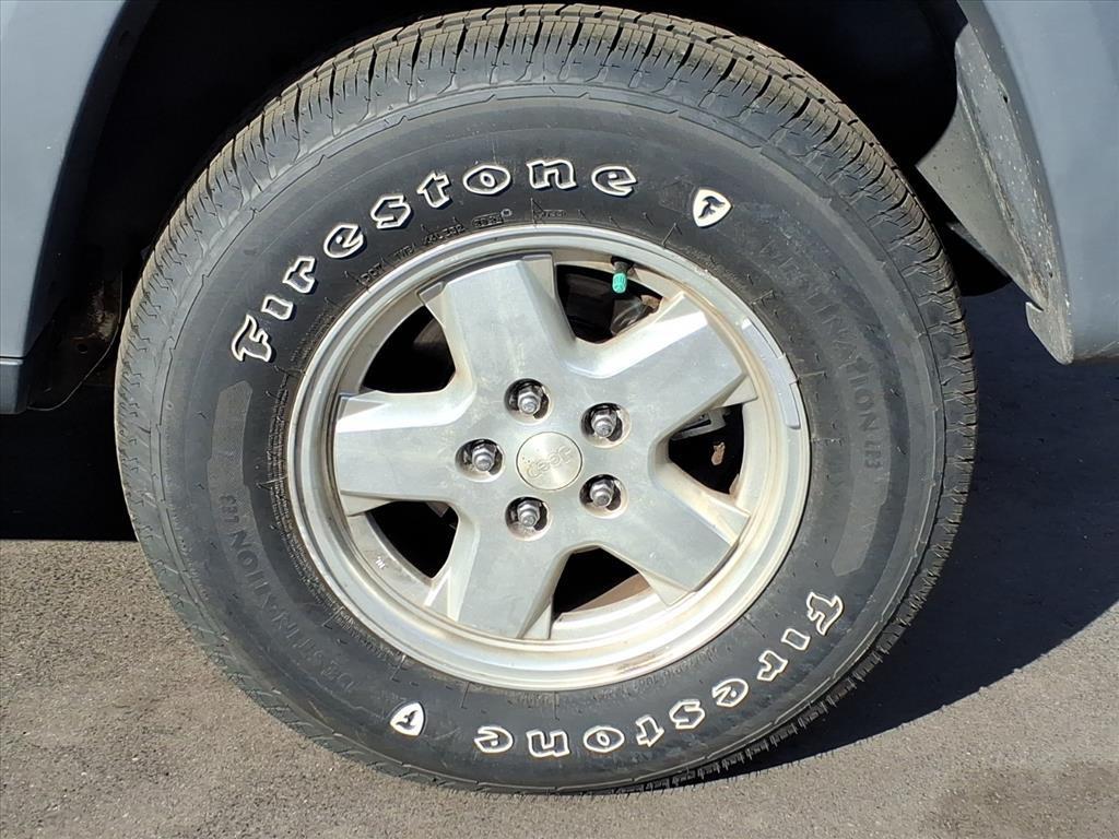 used 2006 Jeep Liberty car, priced at $4,995