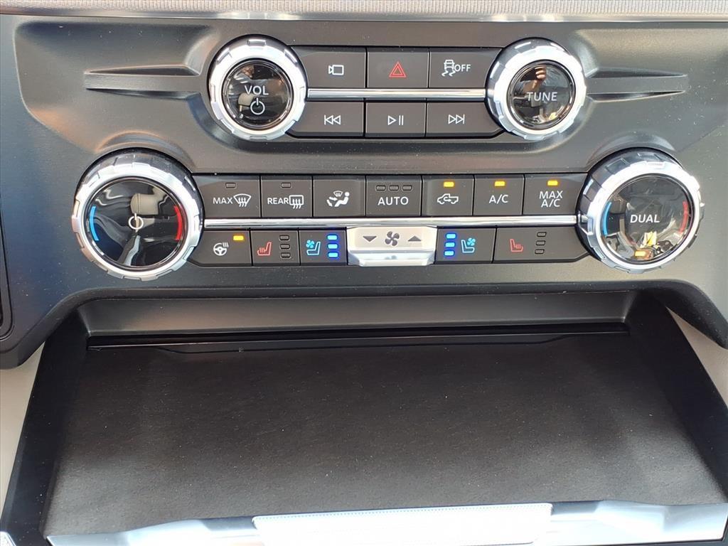 used 2025 Ford F-450 car, priced at $118,995