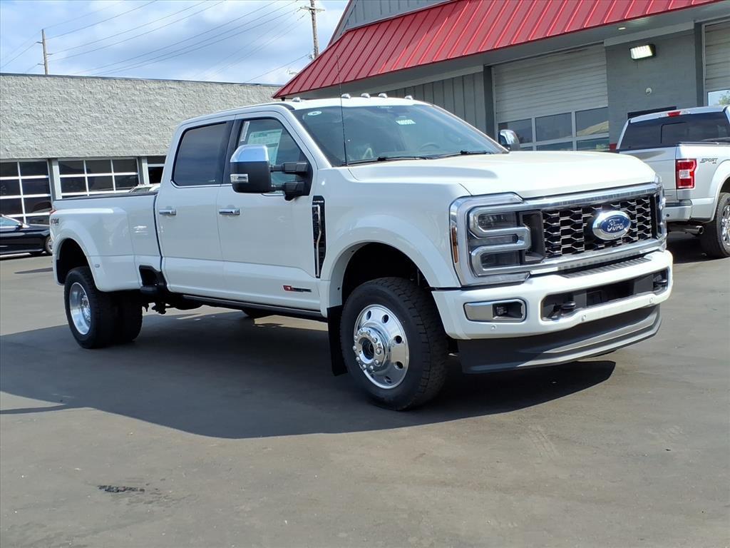 used 2025 Ford F-450 car, priced at $118,995