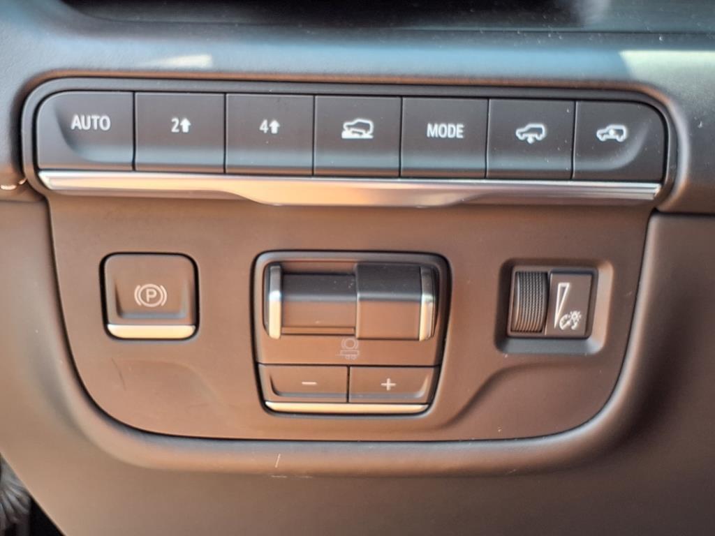 used 2023 Cadillac Escalade car, priced at $59,995