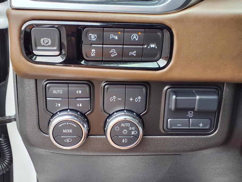 used 2025 GMC Yukon car, priced at $107,995