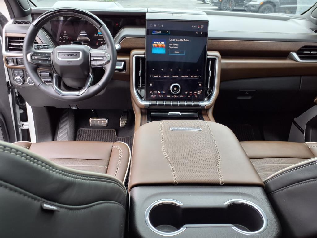 used 2025 GMC Yukon car, priced at $107,995