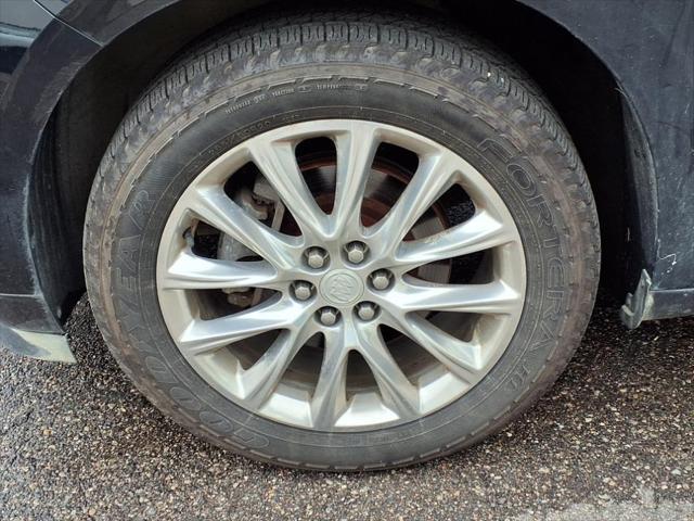 used 2018 Buick Enclave car, priced at $17,995