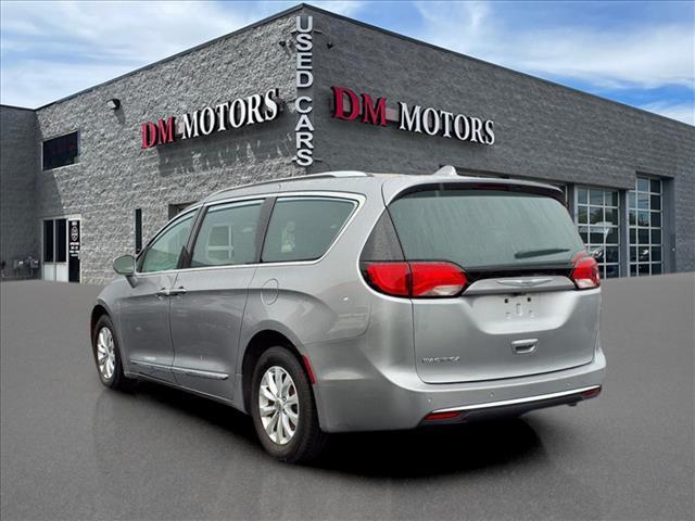 used 2019 Chrysler Pacifica car, priced at $14,995