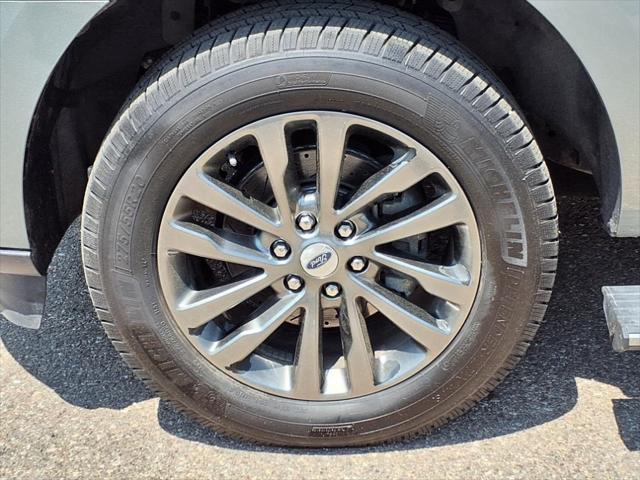 used 2019 Ford Expedition car, priced at $28,995