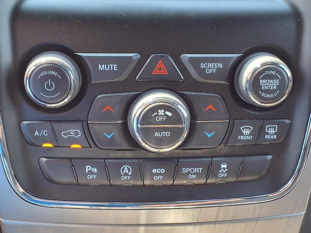 used 2020 Jeep Grand Cherokee car, priced at $24,995