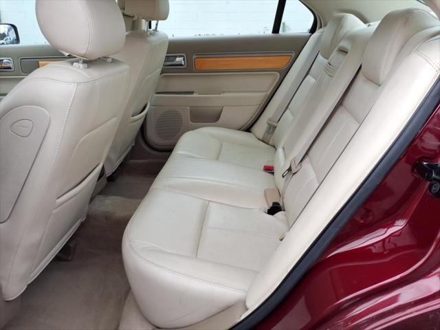 used 2007 Lincoln MKZ car, priced at $3,995