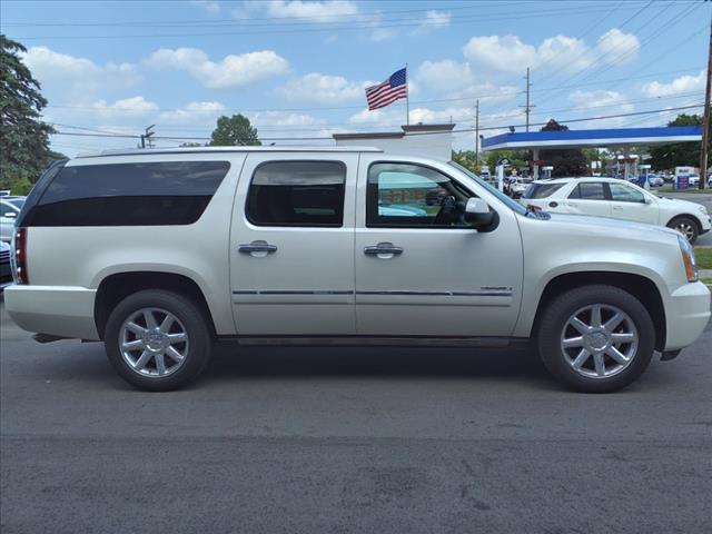 used 2013 GMC Yukon XL car, priced at $20,995