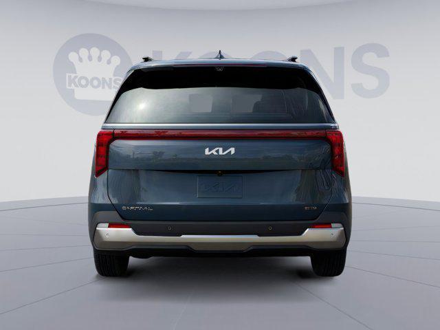 new 2025 Kia Carnival Hybrid car, priced at $47,644