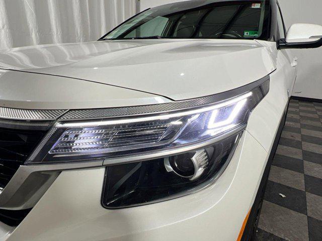 used 2023 Kia Seltos car, priced at $21,000