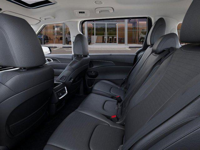 new 2025 Kia Carnival car, priced at $48,470