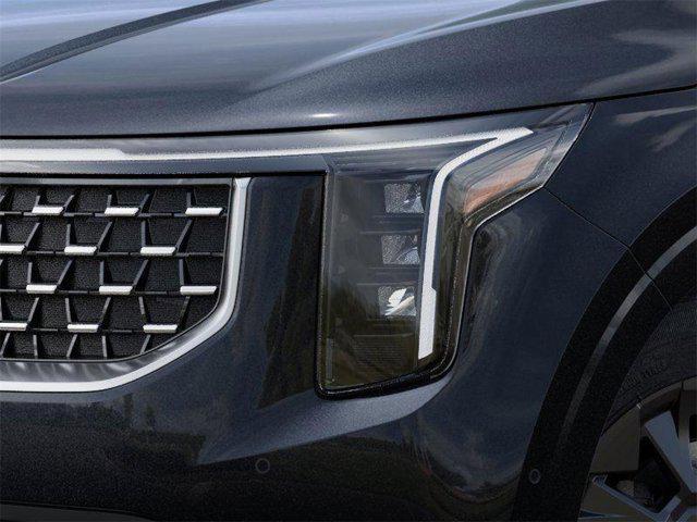 new 2025 Kia Carnival Hybrid car, priced at $45,620