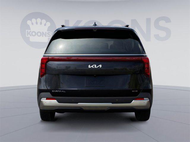 new 2025 Kia Carnival Hybrid car, priced at $45,620