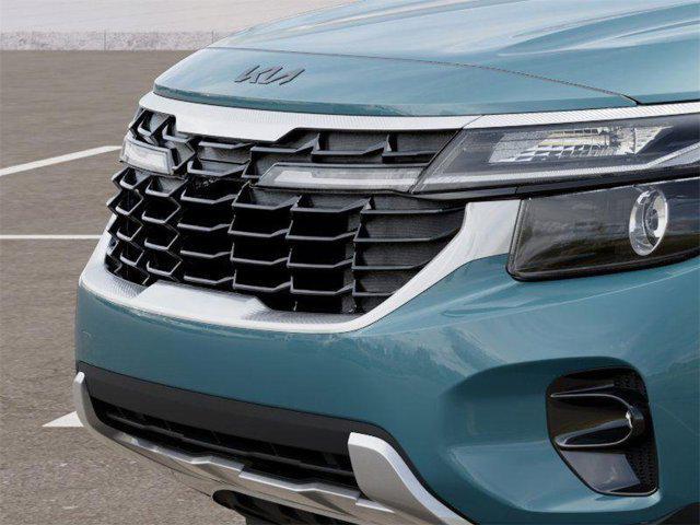 new 2025 Kia Seltos car, priced at $28,736