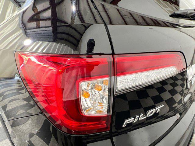 used 2022 Honda Pilot car, priced at $31,500