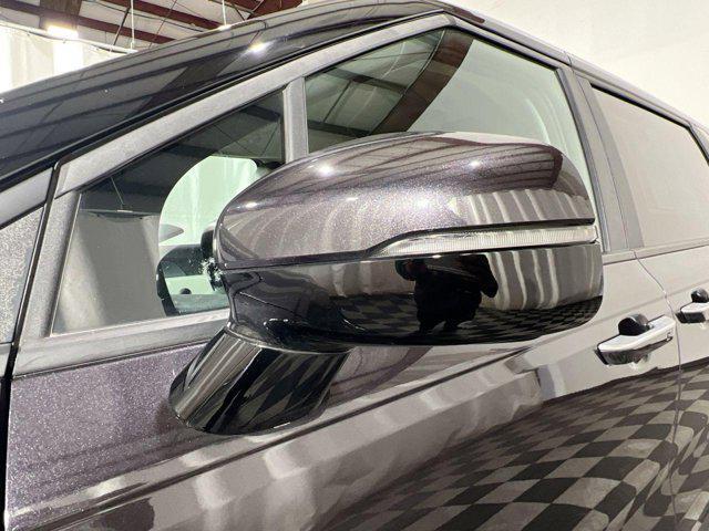 used 2023 Kia Carnival car, priced at $31,000