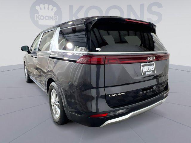 used 2023 Kia Carnival car, priced at $31,000