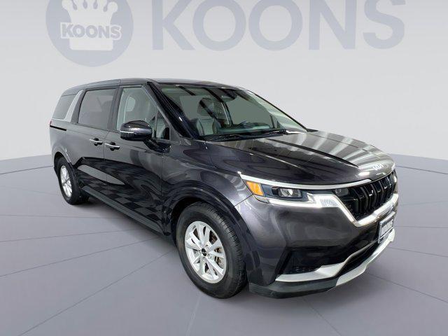 used 2023 Kia Carnival car, priced at $31,000