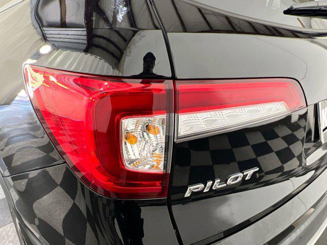used 2022 Honda Pilot car, priced at $33,500