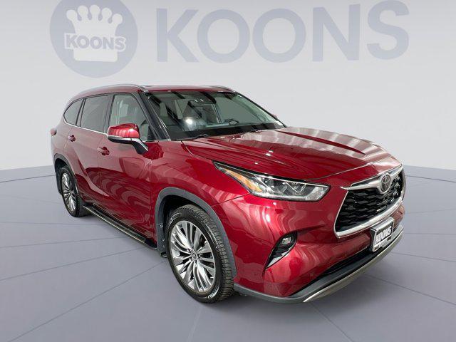 used 2021 Toyota Highlander car, priced at $36,000