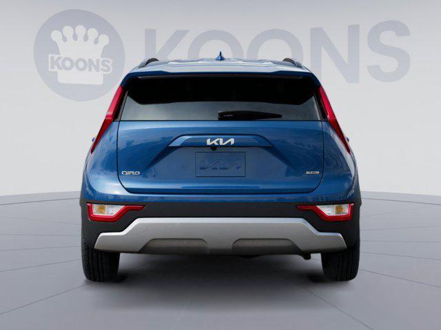 new 2025 Kia Niro Plug-In Hybrid car, priced at $35,790