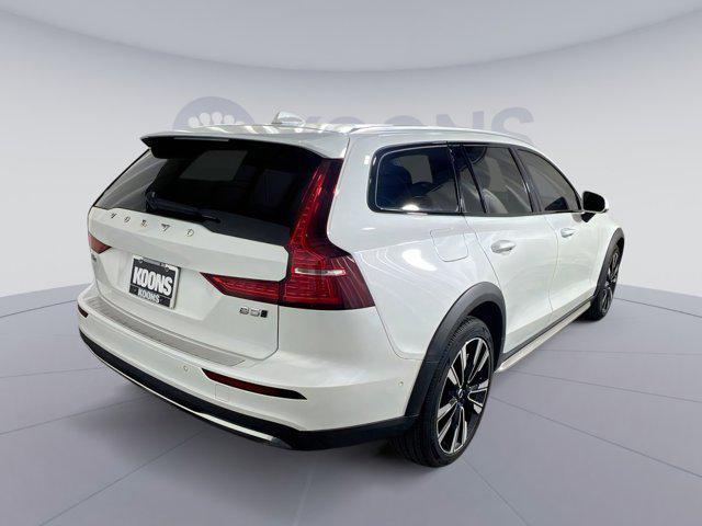 used 2023 Volvo V60 Cross Country car, priced at $36,500