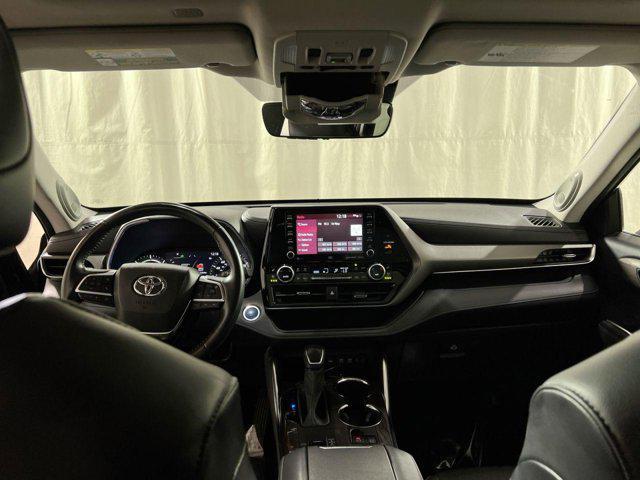 used 2021 Toyota Highlander Hybrid car, priced at $35,000
