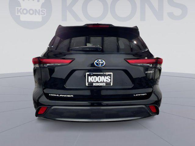 used 2021 Toyota Highlander Hybrid car, priced at $35,000