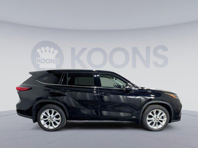 used 2021 Toyota Highlander Hybrid car, priced at $35,000