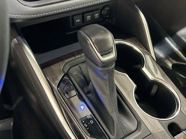 used 2021 Toyota Highlander Hybrid car, priced at $35,000