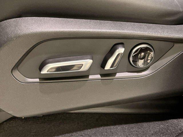 used 2022 Acura MDX car, priced at $40,500