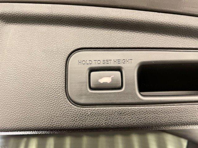 used 2022 Acura MDX car, priced at $40,500