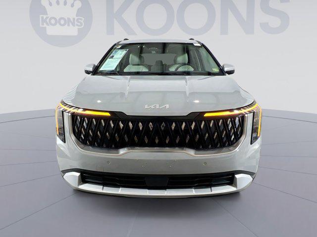 used 2025 Kia Carnival car, priced at $39,000