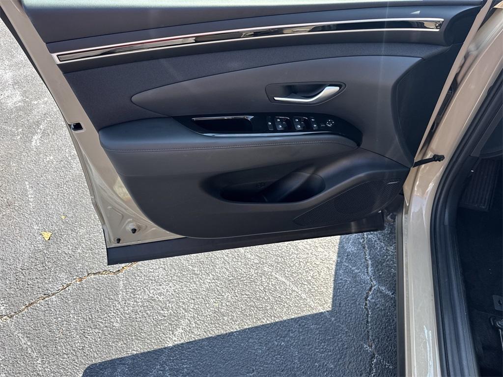 used 2024 Hyundai SANTA CRUZ car, priced at $31,781
