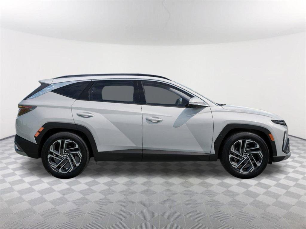 new 2026 Hyundai TUCSON Hybrid car, priced at $45,060