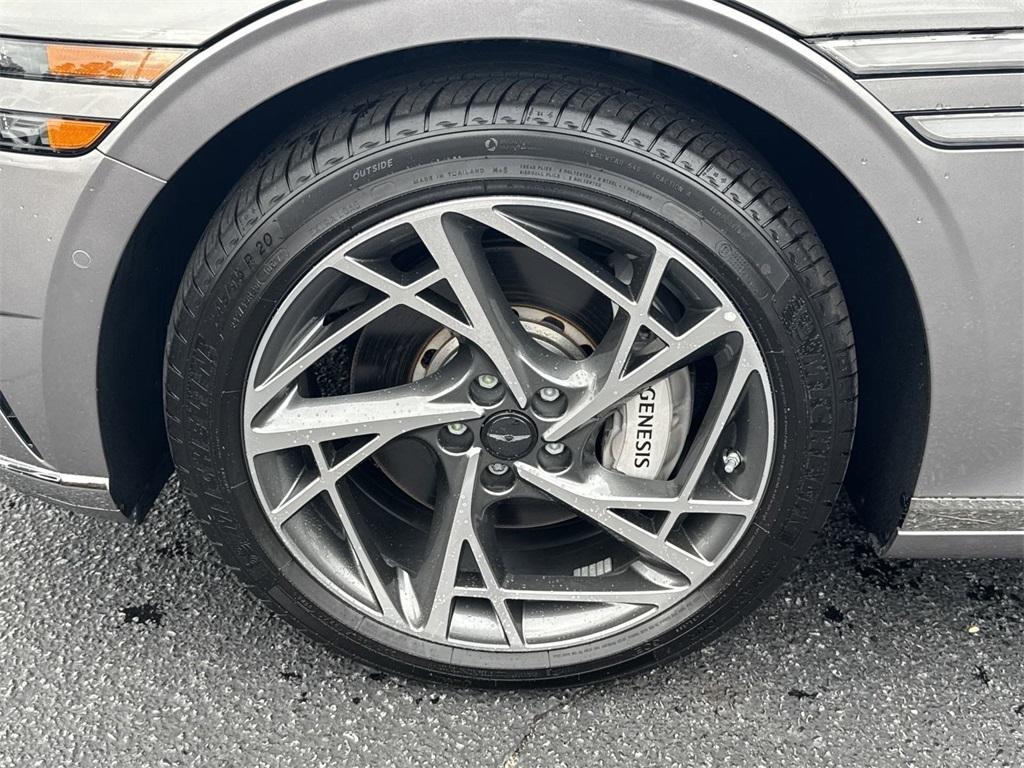 used 2025 Genesis G90 car, priced at $81,892