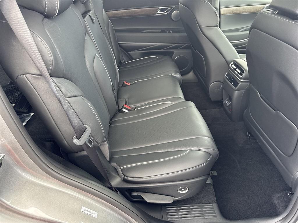 new 2025 Genesis GV80 car, priced at $73,930