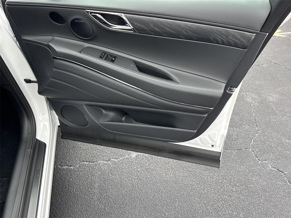 new 2026 Genesis GV80 car, priced at $86,140