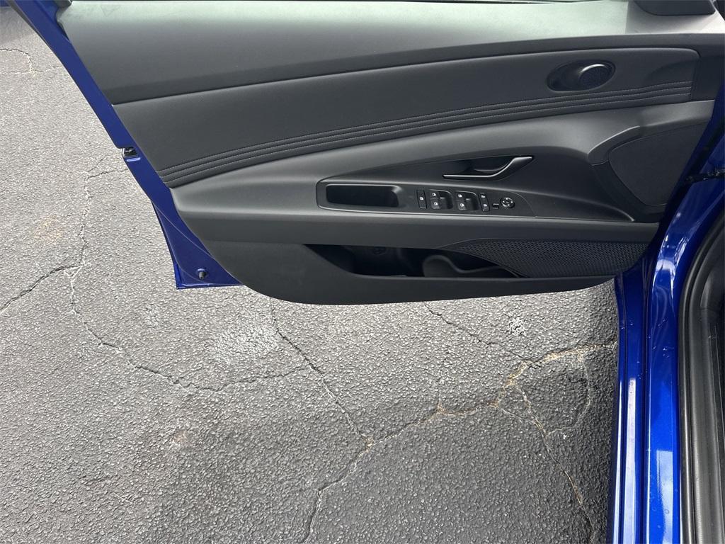 new 2025 Hyundai Elantra car, priced at $23,370
