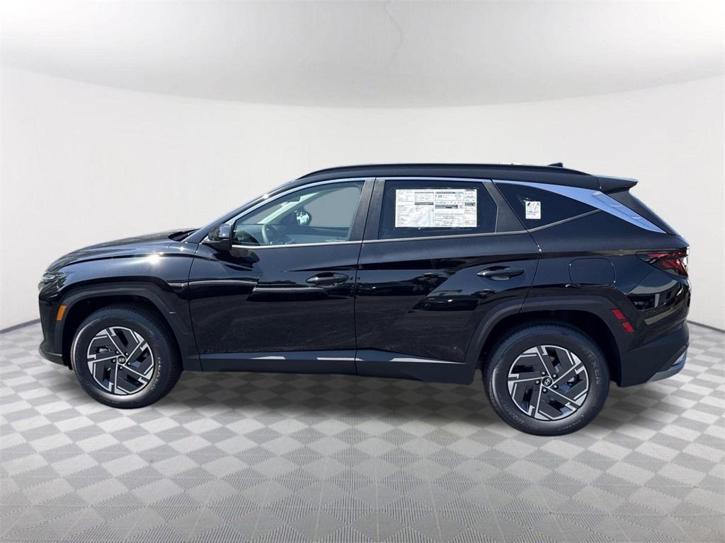 new 2025 Hyundai TUCSON Hybrid car, priced at $34,715