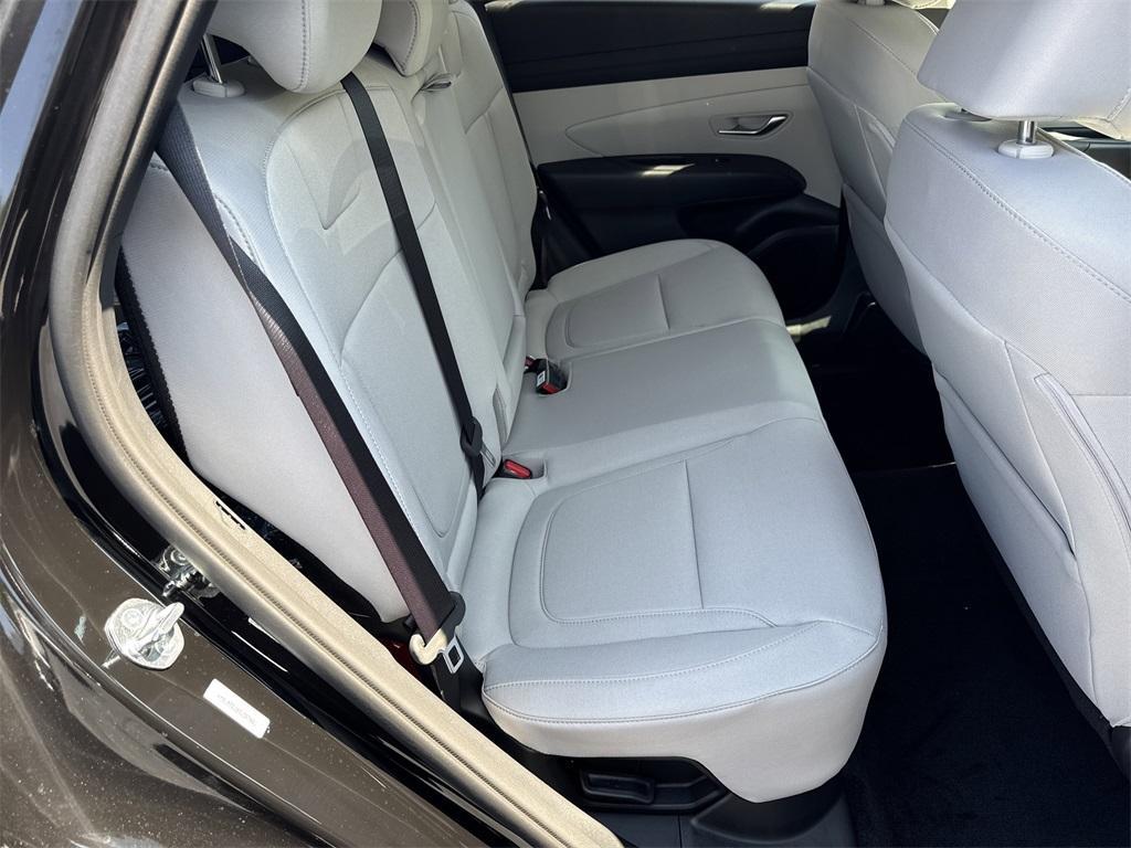 new 2025 Hyundai TUCSON Hybrid car, priced at $34,715